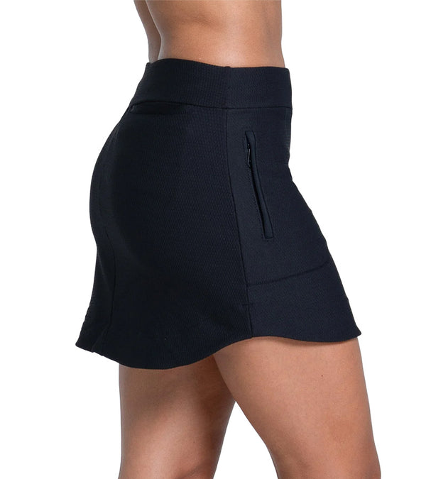 Lucky in Love Pace Pocket Golf Skort 17.5" in black- partial model side view
