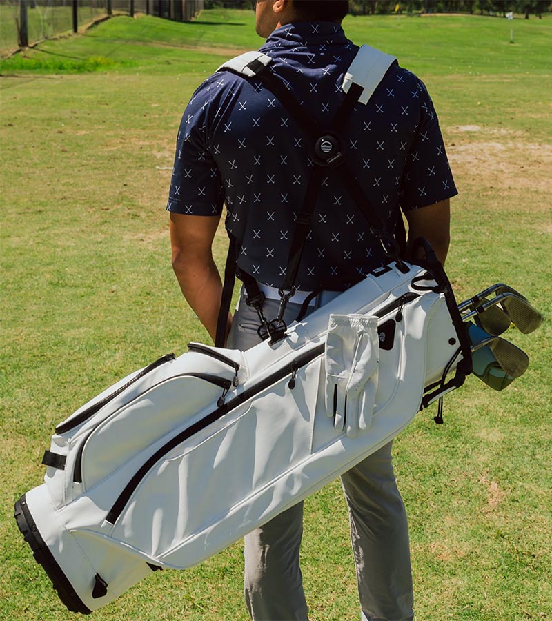 Sunday Golf Ryder S-Class Full Size Stand Golf Bag in White Vegan Leather – golfer on course