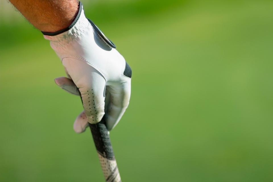 how to clean golf gloves