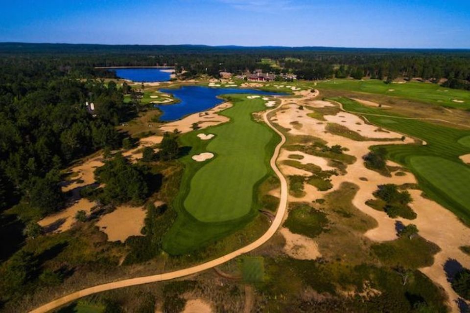 forest dunes public golf course in michigan